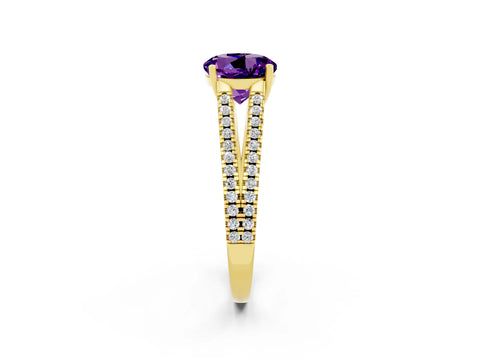 Yellow gold Round Cut Amethyst Solitaire Engagement Ring with Split Shank Pavé Band_2