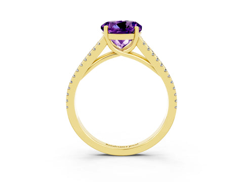 Yellow gold Round Cut Amethyst Solitaire Engagement Ring with Split Shank Pavé Band_3