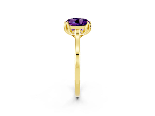 Yellow gold Round Cut Amethyst Solitaire Ring with Flower Prong Setting and Classic Band