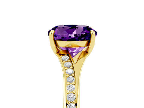 Yellow gold Round Cut Amethyst Solitaire Ring with Pavé Band and Prong Setting_17