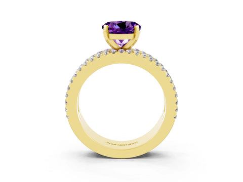 Yellow gold Round Cut Amethyst Solitaire Ring with Pavé and Channel Set Band_3