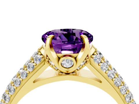Yellow gold Round Cut Amethyst Solitaire Ring with Three-Row Pavé Band and Four-Prong Setting_16