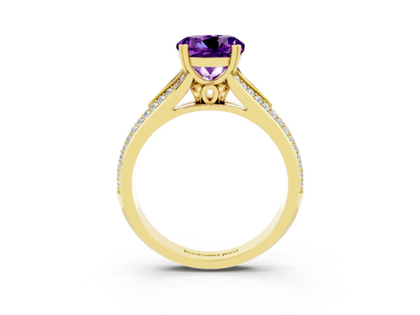 Yellow gold Round Cut Amethyst Split Shank Engagement Ring with Pavé Band