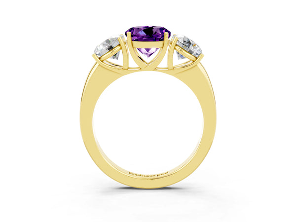 Yellow gold Round Cut Amethyst Three-Stone Ring with Four-Prong Setting and Classic Band