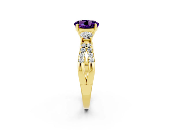 Yellow gold Round Cut Amethyst Three-Stone Ring with Pavé Split Shank and Four-Prong Setting