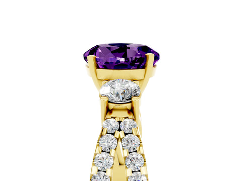 Yellow gold Round Cut Amethyst Three-Stone Ring with Pavé Split Shank and Four-Prong Setting_5