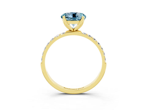Yellow gold Round Cut Aquamarine Solitaire Engagement Ring with Pavé Band and Prong Setting_3