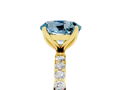 Yellow gold Round Cut Aquamarine Solitaire Engagement Ring with Pavé Band and Prong Setting_5