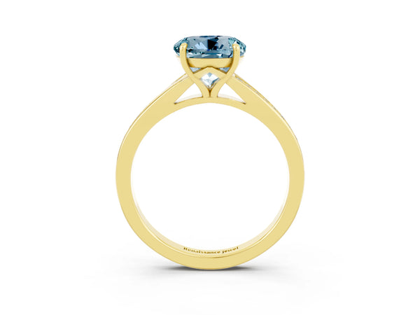 Yellow gold Round Cut Aquamarine Solitaire Ring with Pavé Band and Prong Setting