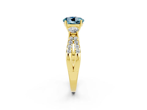 Yellow gold Round Cut Aquamarine Three-Stone Ring with Pavé Split Shank and Four-Prong Setting_2