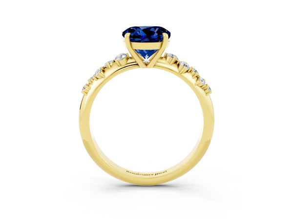 Yellow gold Round Cut Blue Sapphire Cluster Side Stone Solitaire Ring with Prong Setting