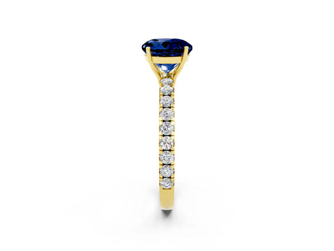 Yellow gold Round Cut Blue Sapphire Pavé Solitaire Engagement Ring with Four-Prong Setting_14