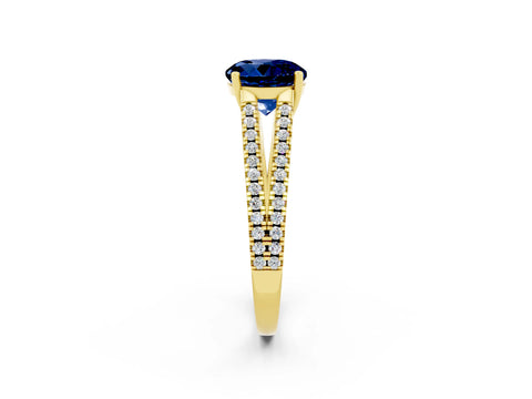 Yellow gold Round Cut Blue Sapphire Solitaire Engagement Ring with Split Shank Pavé Band_2