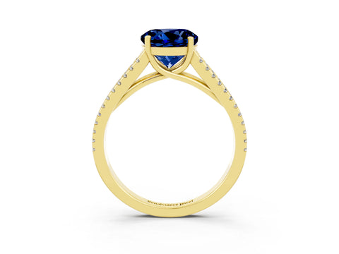 Yellow gold Round Cut Blue Sapphire Solitaire Engagement Ring with Split Shank Pavé Band_3