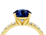 Yellow gold Round Cut Blue Sapphire Solitaire Pavé Engagement Ring with Round Band and Prong Setting_64