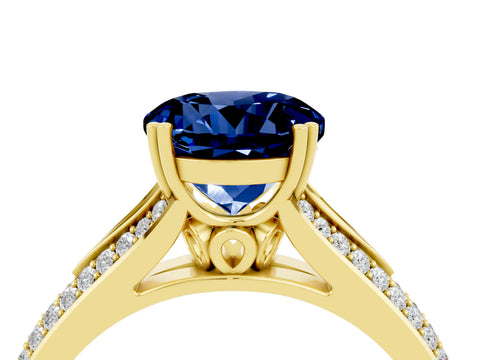 Yellow gold Round Cut Blue Sapphire Split Shank Engagement Ring with Pavé Band_4