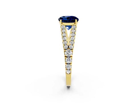 Yellow gold Round Cut Blue Sapphire Split Shank Pavé Engagement Ring with Four-Prong Setting_14