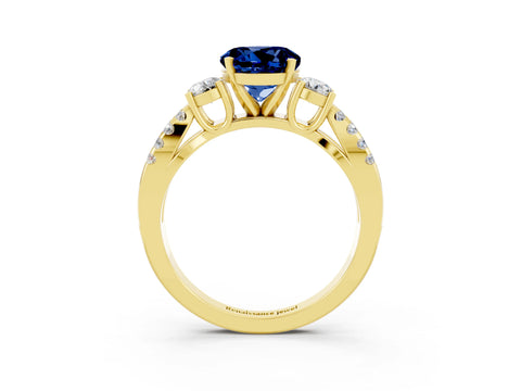 Yellow gold Round Cut Blue Sapphire Three-Stone Ring with Pavé Split Shank and Four-Prong Setting_3