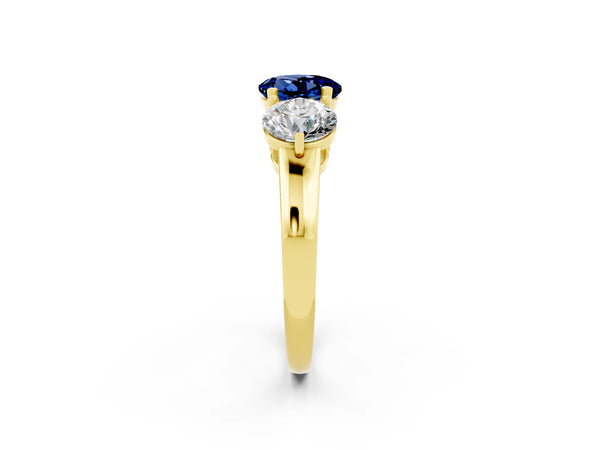 Yellow gold Round Cut Blue Sapphire Three-Stone Ring with Prong Setting and Classic Band