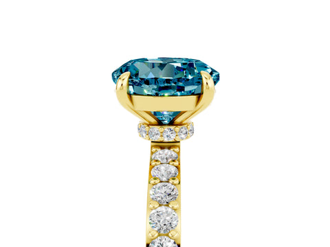 Yellow gold Round Cut Blue Topaz Ring with Pavé Band and Four-Prong Setting_5