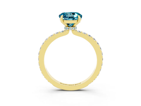 Yellow gold Round Cut Blue Topaz Solitaire Engagement Ring with Pavé Band and Four-Prong Setting_3