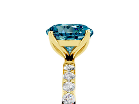 Yellow gold Round Cut Blue Topaz Solitaire Engagement Ring with Pavé Band and Prong Setting_5