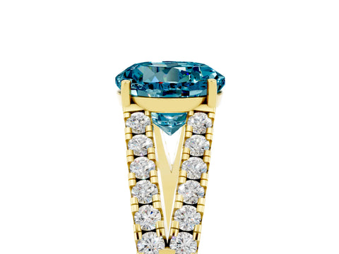 Yellow gold Round Cut Blue Topaz Split Shank Pavé Engagement Ring with Four-Prong Setting_17