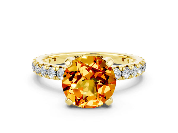Yellow gold Round Cut Citrine Pavé Solitaire Ring with Round Band and Prong Setting