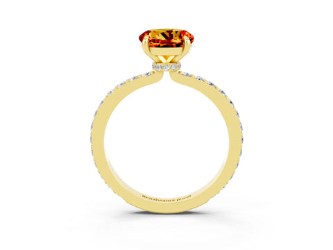 Yellow gold Round Cut Citrine Solitaire Engagement Ring with Pavé Band and Four-Prong Setting_3