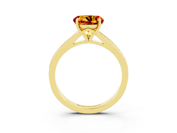 Yellow gold Round Cut Citrine Solitaire Ring with Pavé Band and Prong Setting