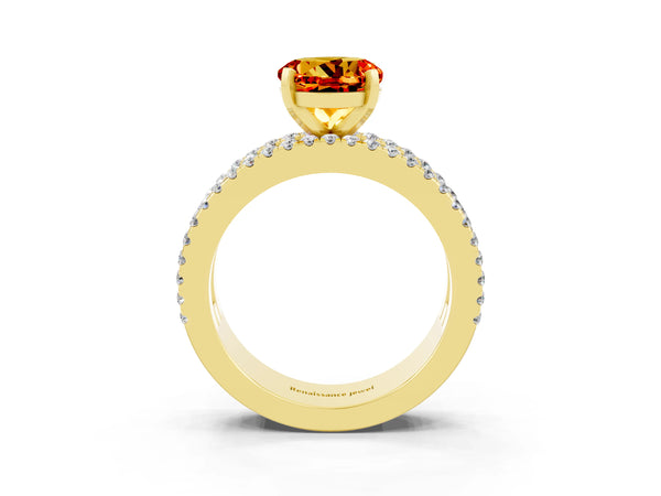 Yellow gold Round Cut Citrine Solitaire Ring with Pavé and Channel Set Band