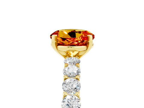 Yellow gold Round Cut Citrine Solitaire Ring with Shared Prong Pavé Band and Four-Prong Setting_5