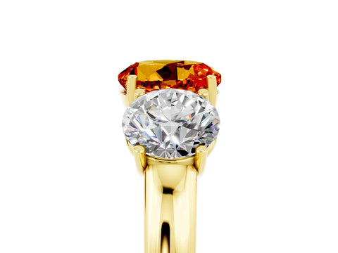 Yellow gold Round Cut Citrine Three-Stone Ring with Four-Prong Setting and Classic Band_5