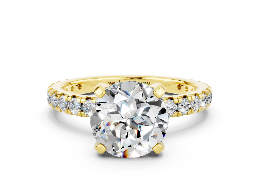 Yellow gold Round Cut Cut Diamond Pavé Band with Four-Prong Setting