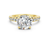 Yellow gold Round Cut Cut Diamond Pavé Band with Four-Prong Setting