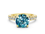 Yellow gold Round Cut Cut Diamond Pavé Band with Four-Prong Setting