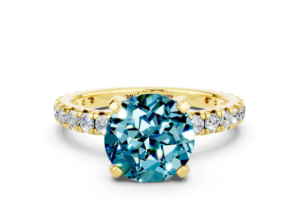 Yellow gold Round Cut Cut Diamond Pavé Band with Four-Prong Setting