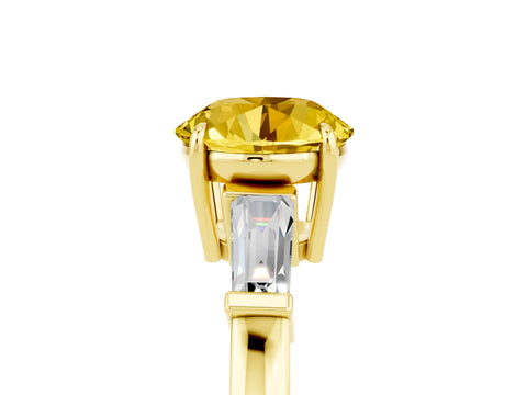 Yellow gold Round Cut Cut Diamond Ring with Tapered Baguette Side Stones in Four-Prong Setting_5