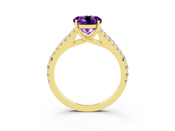 Yellow gold Round Cut Amethyst Split Shank Engagement Ring with Round Pavé and Prong Setting