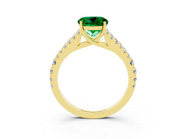 Yellow gold Round Cut Emerald Split Shank Engagement Ring with Round Pavé and Prong Setting
