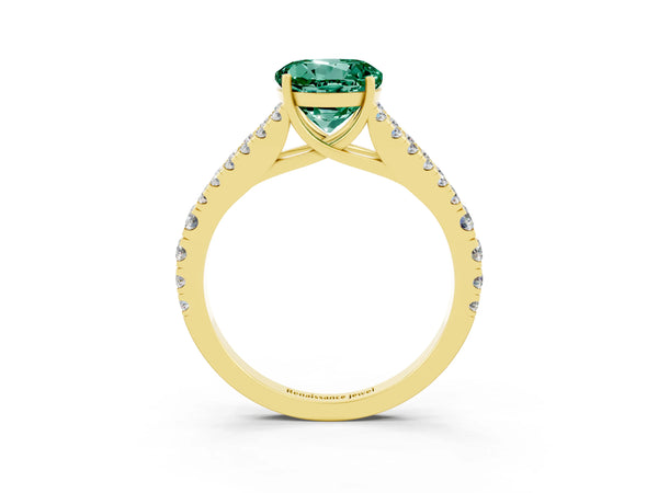 Yellow gold Round Cut Green Sapphire Split Shank Engagement Ring with Round Pavé and Prong Setting