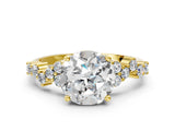 Yellow gold Round Cut Diamond Cluster Pavé Band with Four-Prong Setting_12