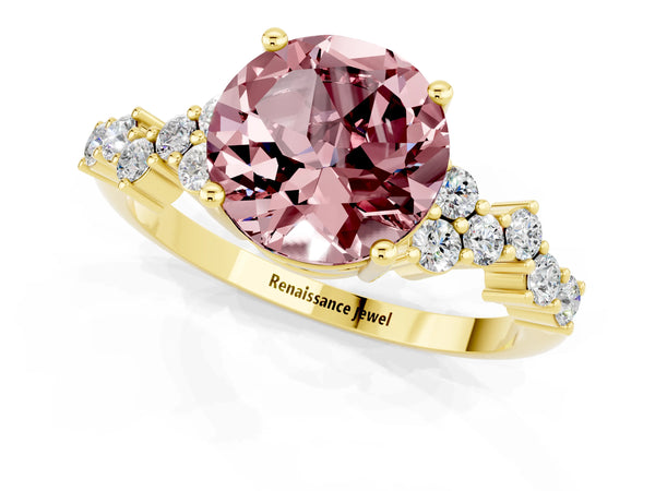 Yellow gold Round Cut Diamond Cluster Pavé Band with Four-Prong Setting