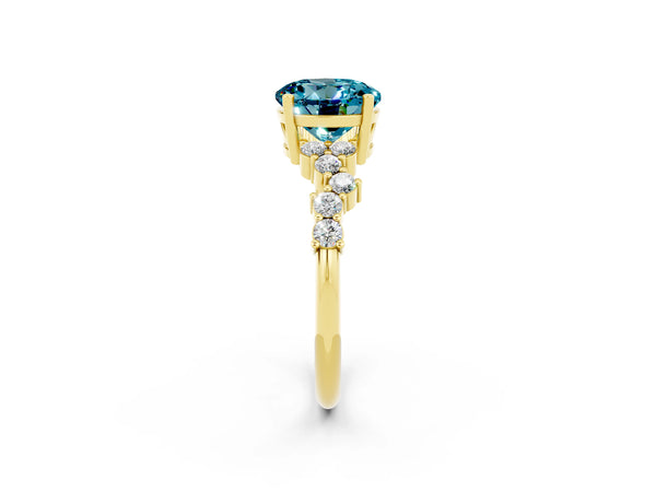 Yellow gold Round Cut Diamond Cluster Pavé Band with Four-Prong Setting