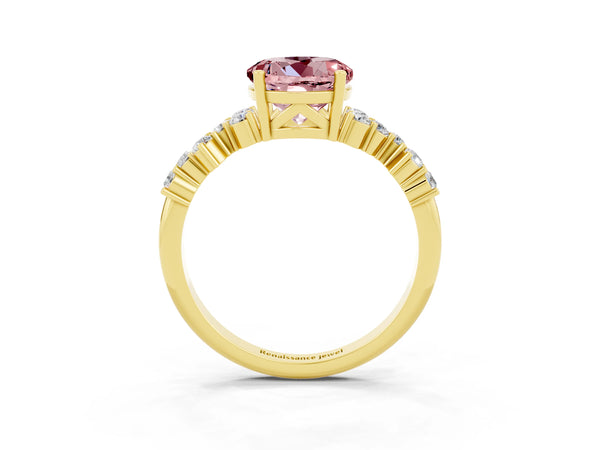 Yellow gold Round Cut Diamond Cluster Pavé Band with Four-Prong Setting