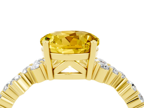 Yellow gold Round Cut Diamond Cluster Pavé Band with Four-Prong Setting_4