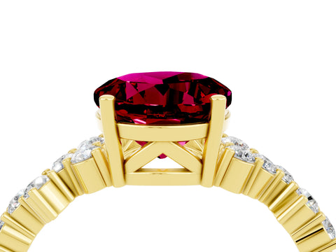 Yellow gold Round Cut Diamond Cluster Pavé Band with Four-Prong Setting_4