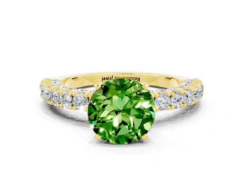 Yellow gold Round Cut Diamond Pavé Band Solitaire Ring with Prong Setting
