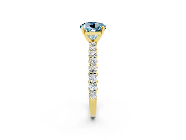Yellow gold Round Cut Diamond Pavé Band Solitaire Ring with Prong Setting