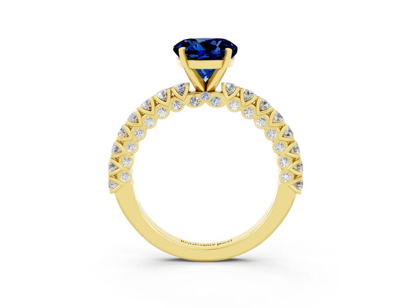 Yellow gold Round Cut Diamond Pavé Band Solitaire Ring with Prong Setting